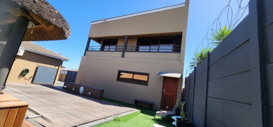 To Let 2 Bedroom Property for Rent in Jakarandas Western Cape